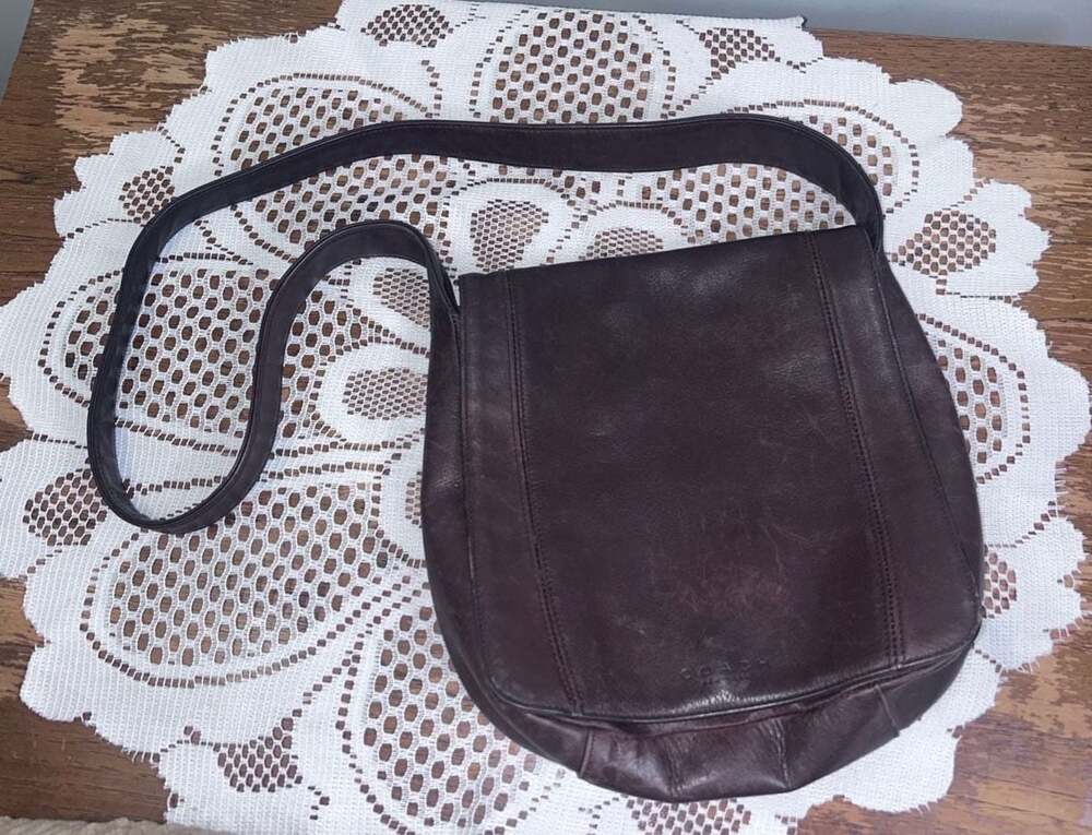 Vintage Coach M7E-4183 Brown Leather Flap Crossbody Bag